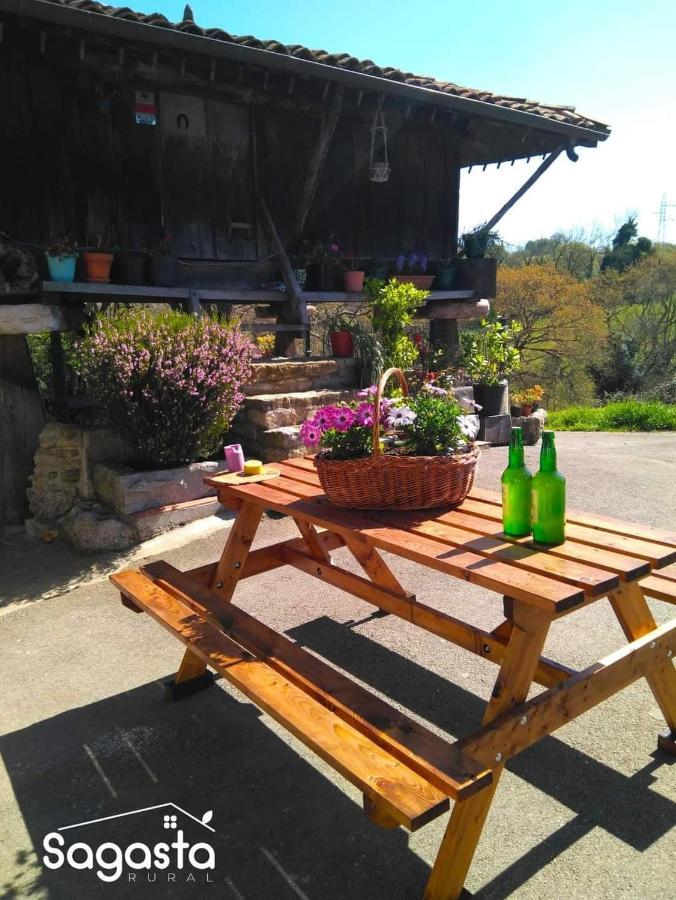Casa Pepin - Sagasta Rural Oviedo Vendégház Kültér fotó